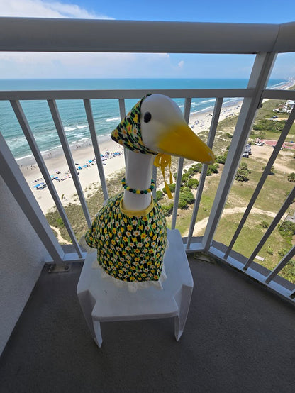 Daffodil Garden Porch Goose Outfit