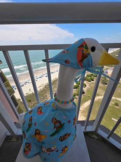 🌊 Sloth‑by‑the‑Sea Goose Outfit