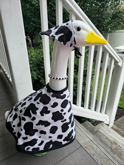 Cow Pasture Print Porch Goose Outfit