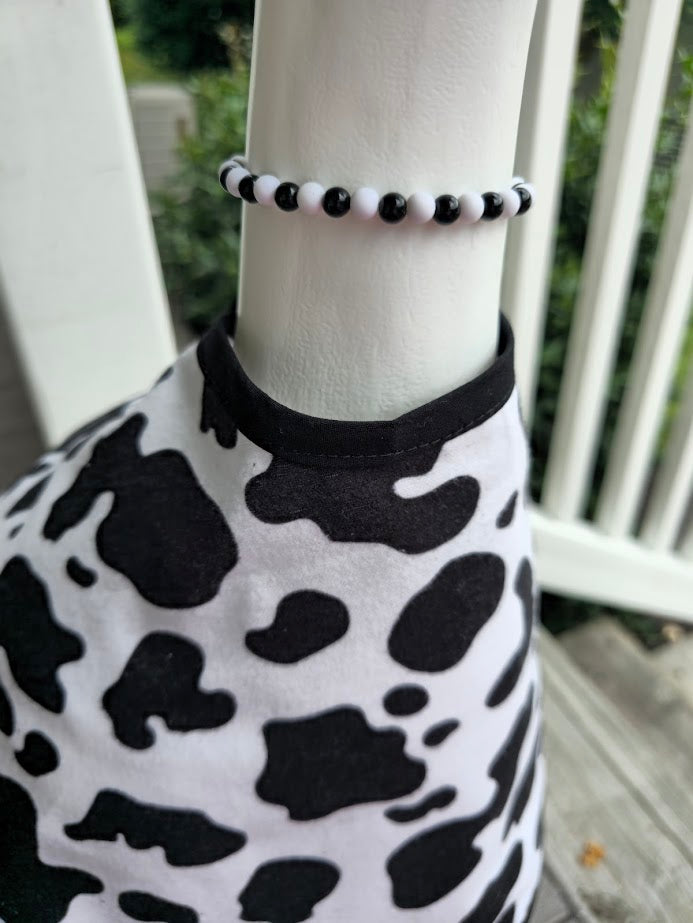 Cow Pasture Print Porch Goose Outfit