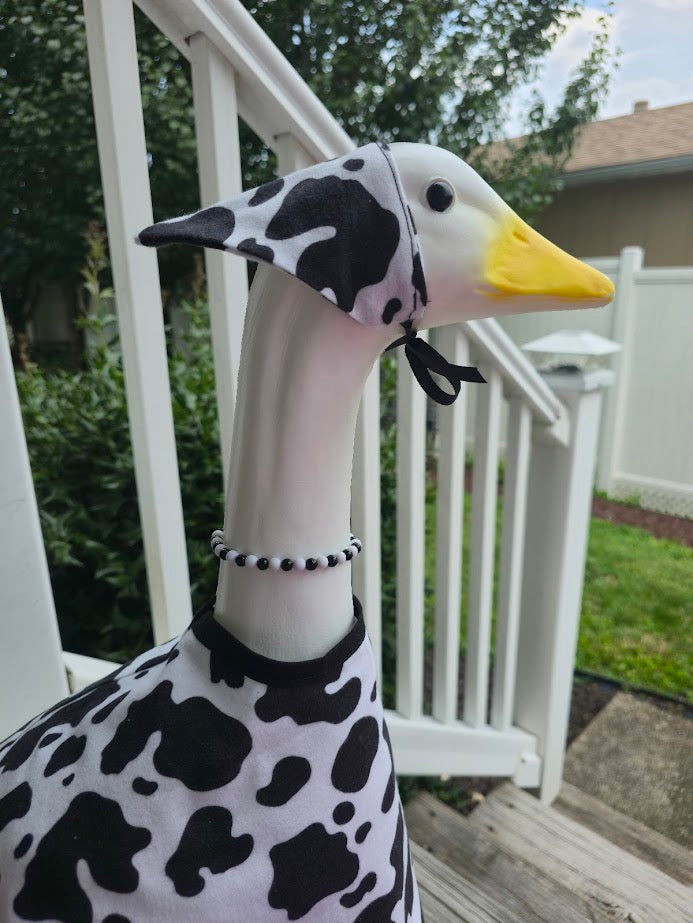 Cow Pasture Print Porch Goose Outfit