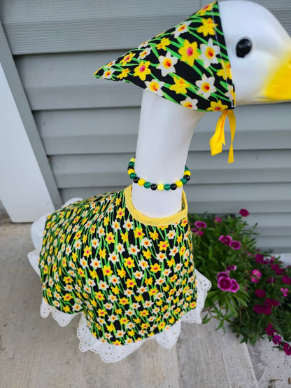 Daffodil Garden Porch Goose Outfit