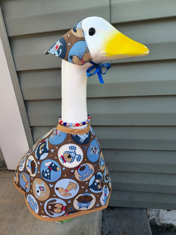 Doggie Doodles Porch Goose Outfit