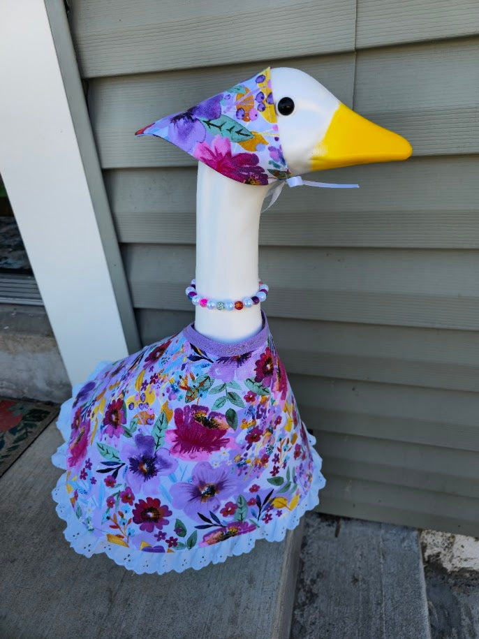 Lavender Lace Daydream Porch Goose Outfit