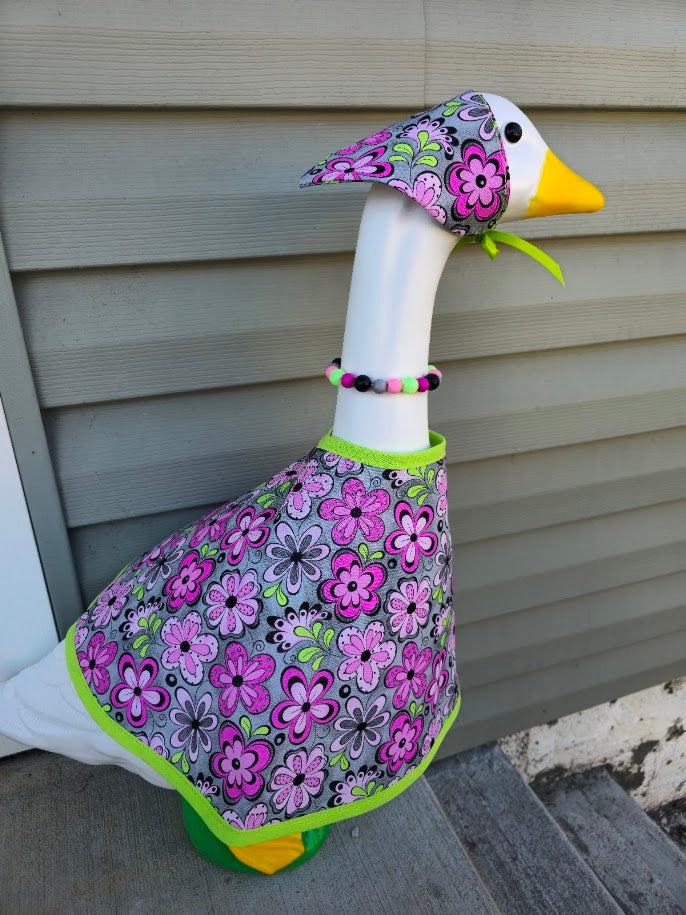 Garden Bloom Daydream Porch Goose Outfit