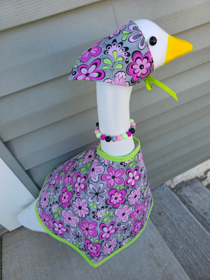 Garden Bloom Daydream Porch Goose Outfit