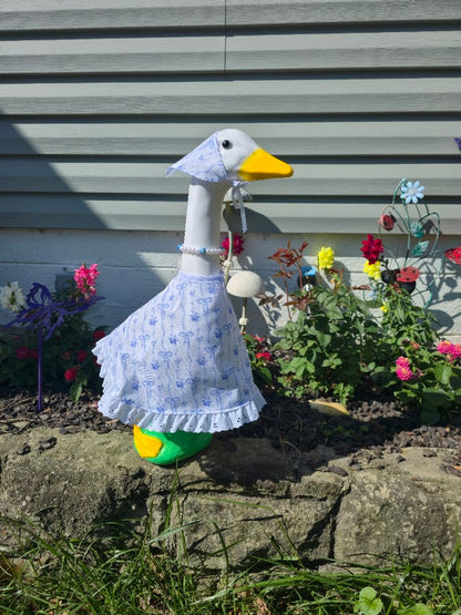 Bluebell Ribbon Daydream Porch Goose Outfit