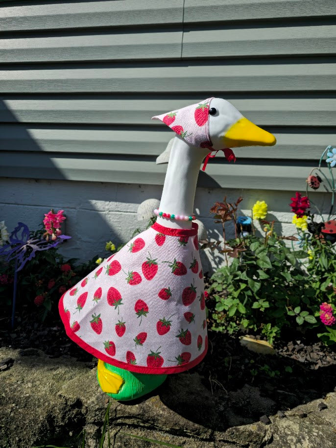 Strawberry Fields Porch Goose Outfit