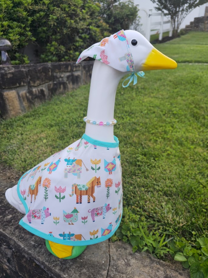 Pixel Animals Porch Goose Outfit