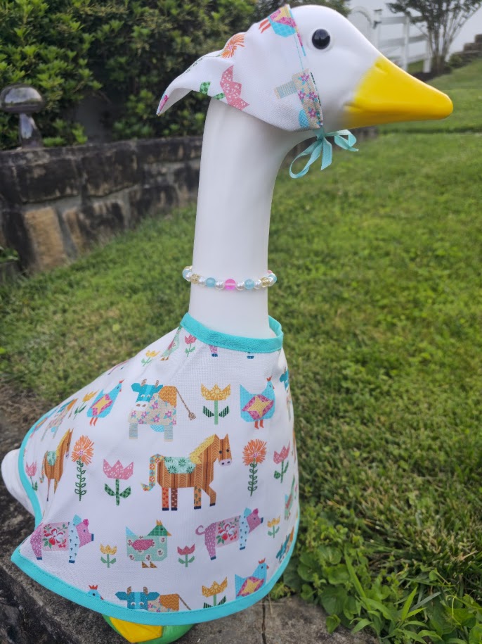 Pixel Animals Porch Goose Outfit