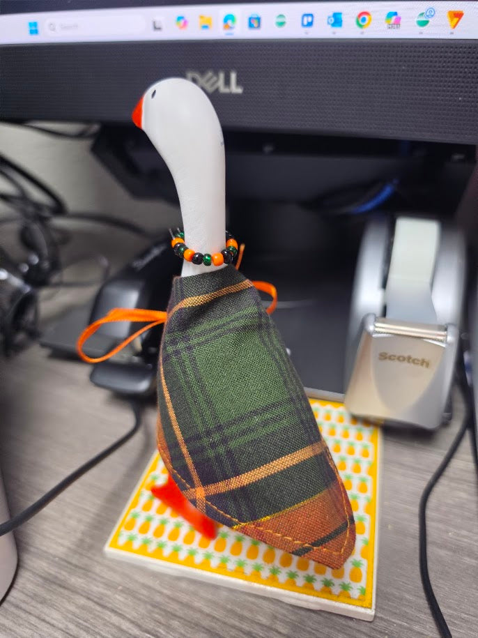 Autumn Plaid Desk Goose Outfit
