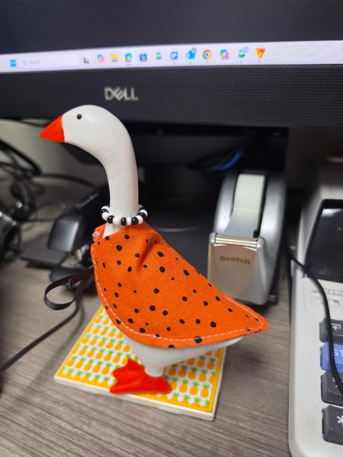 Polka Dot Pumpkin Desk Goose Outfit