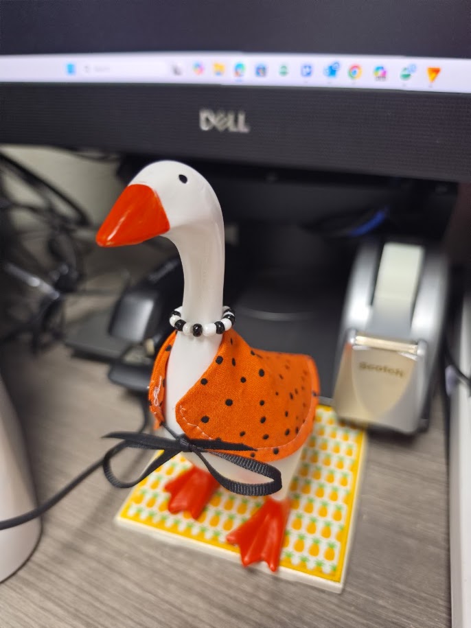Polka Dot Pumpkin Desk Goose Outfit